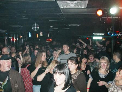 Crowd 6