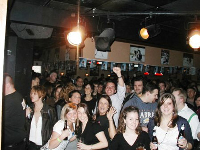 Crowd 5