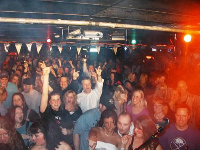 Crowd 2