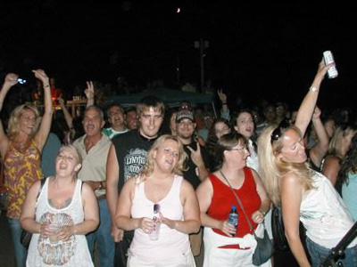 Crowd 2