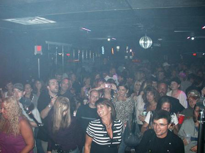Crowd 6