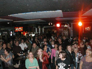 Crowd3